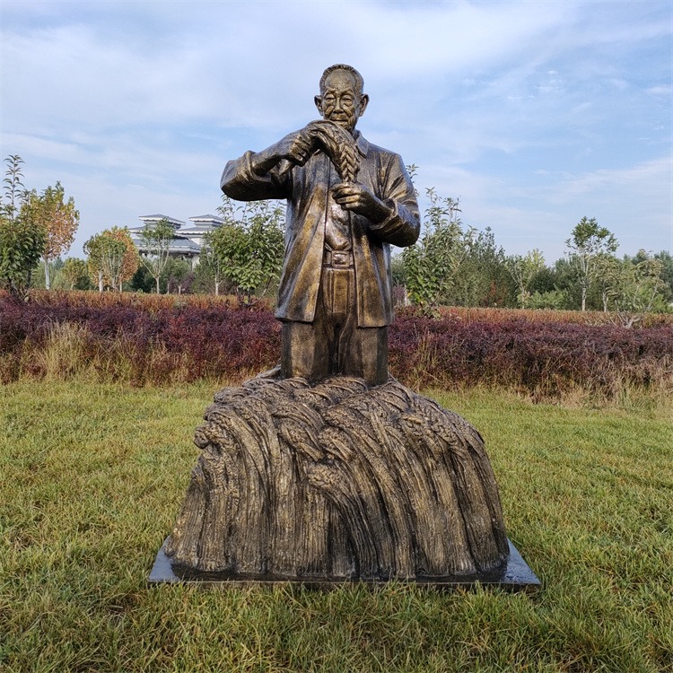水稻之父袁隆平雕像，玻璃钢农业人物雕塑加工厂